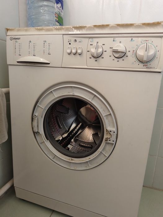 Стиральная машина Indesit