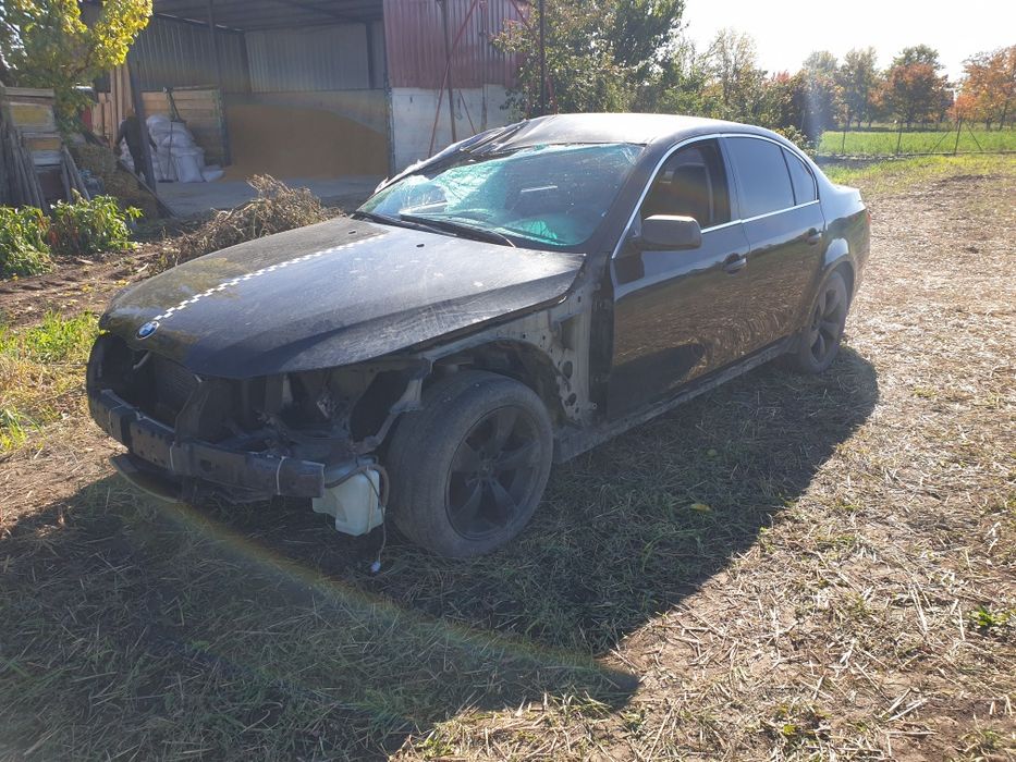 Dezmembrez/bmw 525d e60