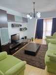 Apartament central complet mobilat -2 camere + loc de parcare