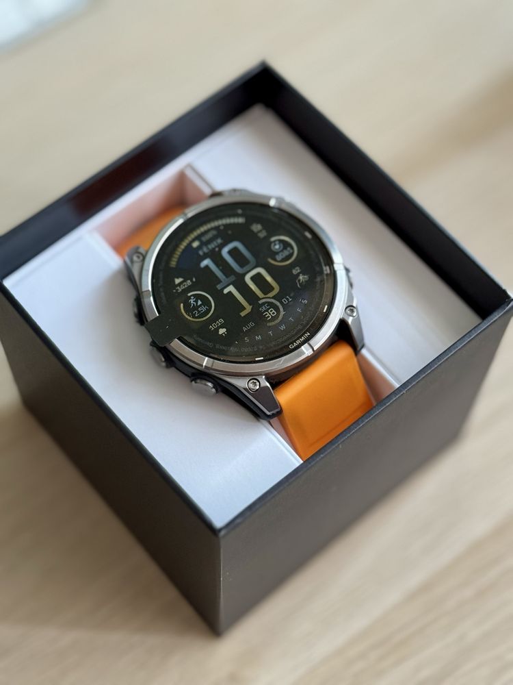 Часовник Garmin Fenix 8