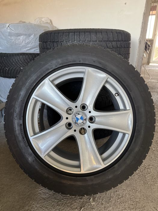 Jante BMW originale + caucicuri iarna