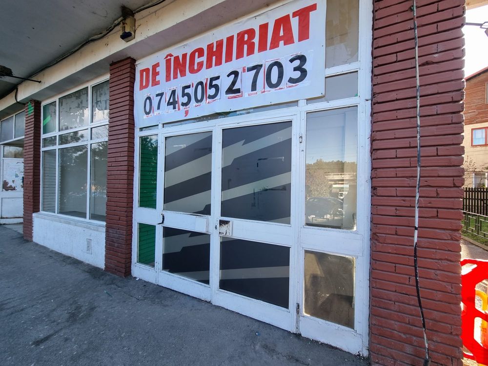 Spatiu Comercial de Inchiriat, Poiana Campina Centru, parter blocuri