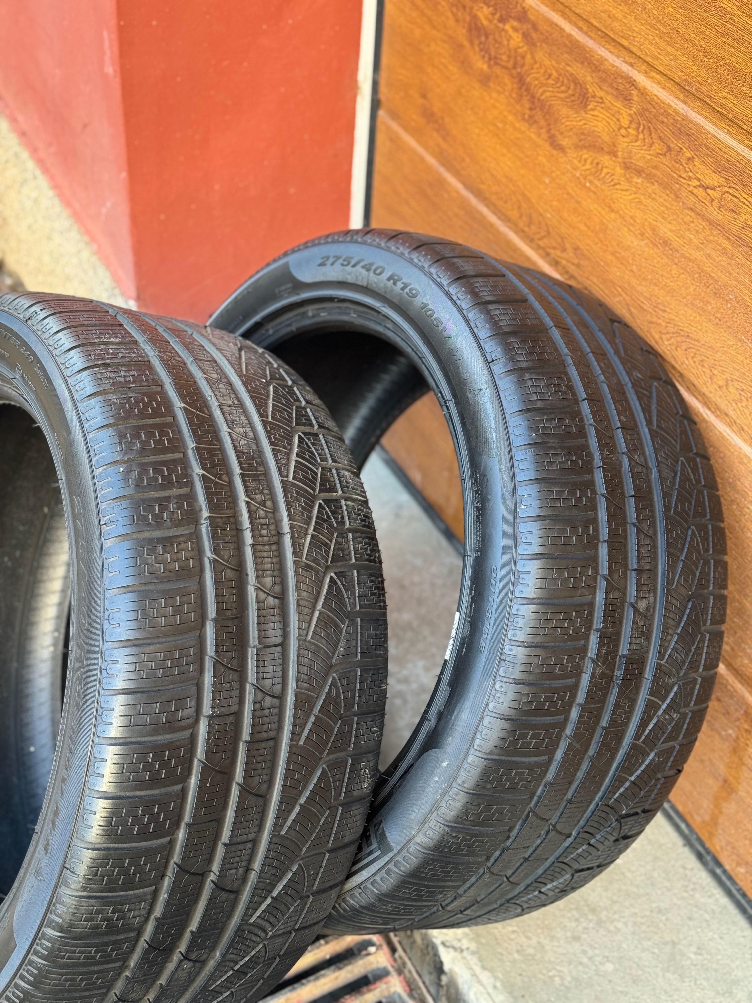 2 бр. Зимни гуми Pirelli Sottozero 275/40/19