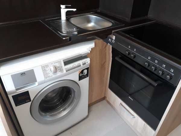 Дава се под наем Едностаен апартамент в Пловдив, Южен - 35 кв.м за 225 € - Снимка #1