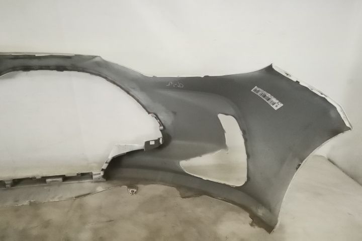 Предна броня Оригинална В добро състояние Тойота Ярис / Toyota Yaris X