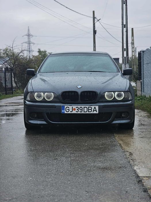 Vând sau schimb BMW e39 2,5D automat