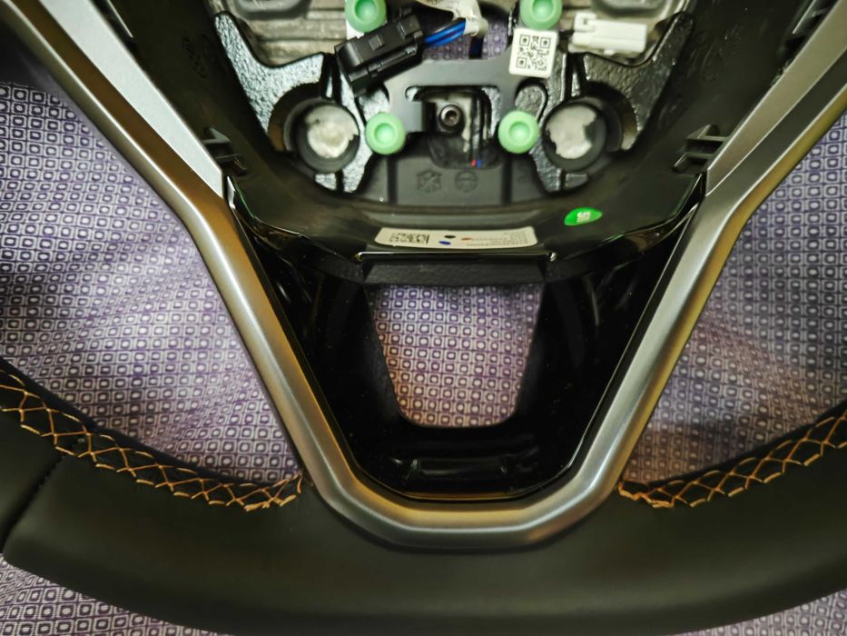 Оригинален волан за VW Amarok-Амарок,чисто нов