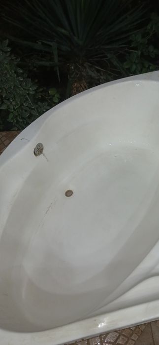 Ванна б/у хорошом состоянии