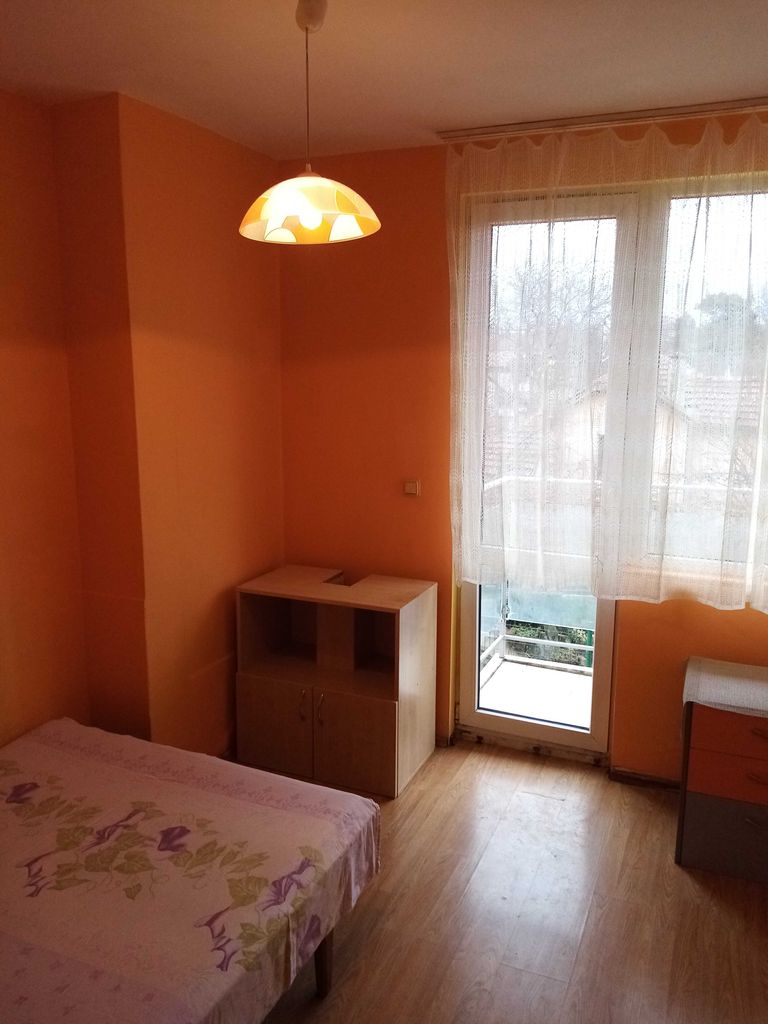 Дава се под наем Двустаен апартамент в София, Карпузица - 46 кв.м за 402.9 € - Снимка #1