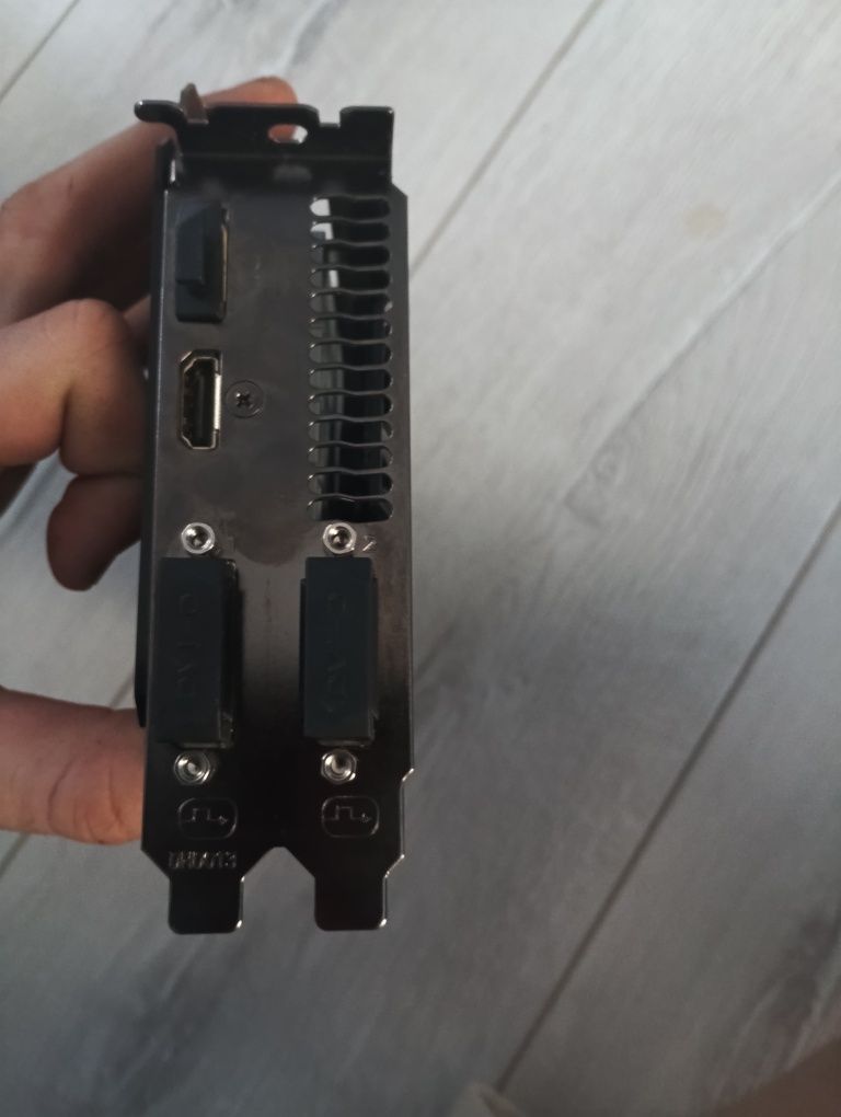 Geforce gtx 1060 6gb Gigabyte
