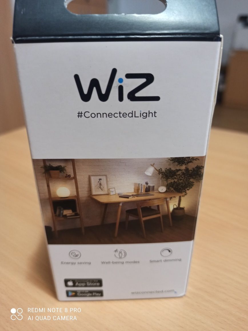 Bec LED inteligent WiZ Dimmable, Wi-Fi