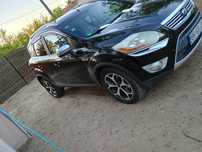 Vănd sau schimb Ford kuga