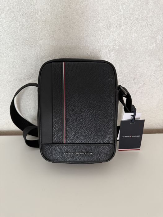 Tommy Hilfiger барсетка