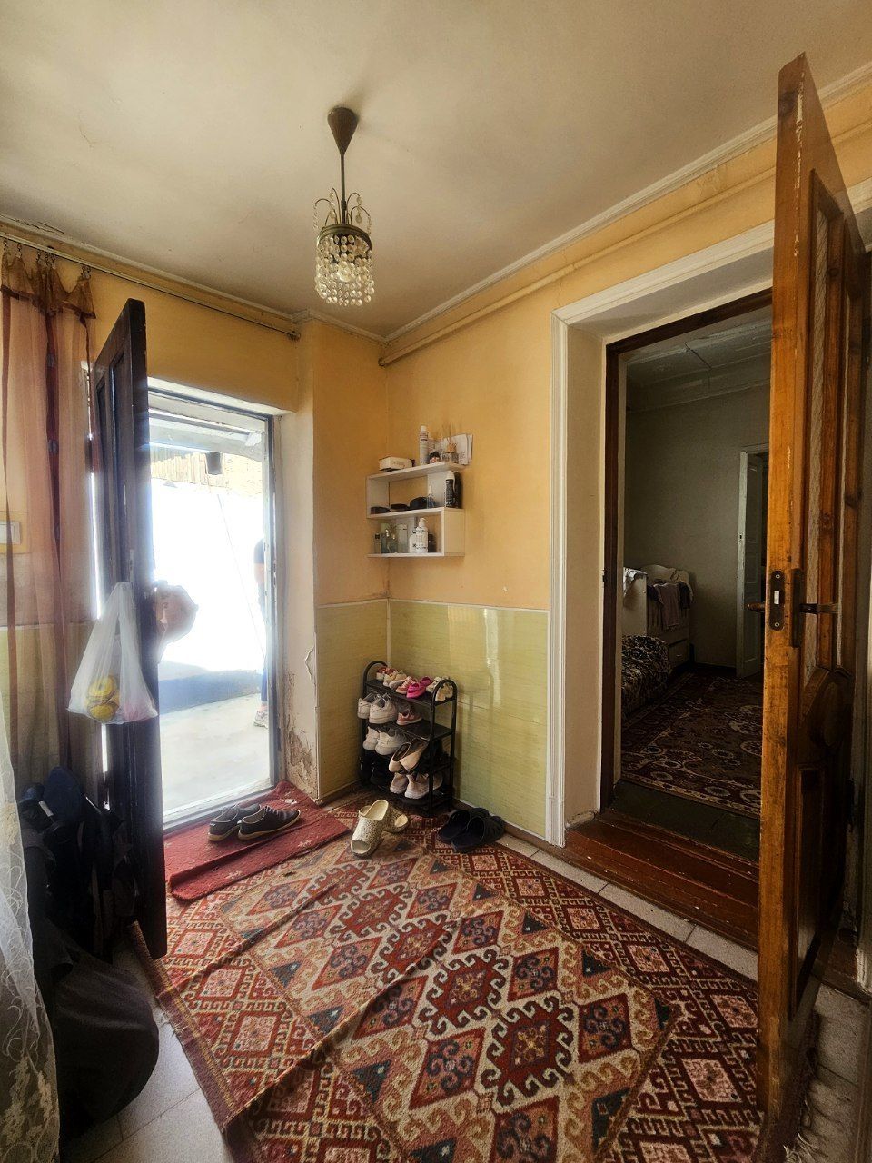 Мирабадский район продаётся дом двухкомнатный , улица Саракульская