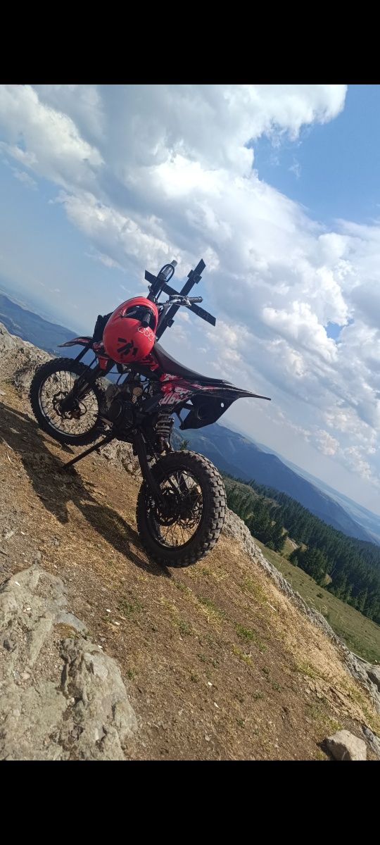 MOTO CROSS DE VÂNZARE, Detalii in descriere s au la telefonnnnnnnnnnnn