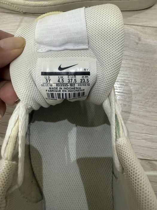 Дамски маратонки Nıke