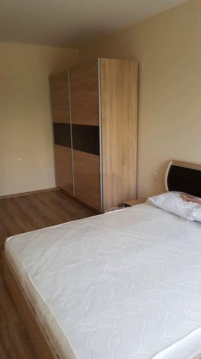 Дава се под наем Тристаен апартамент в Пловдив, Кючук Париж - 102 кв.м за 500 € - Снимка #3