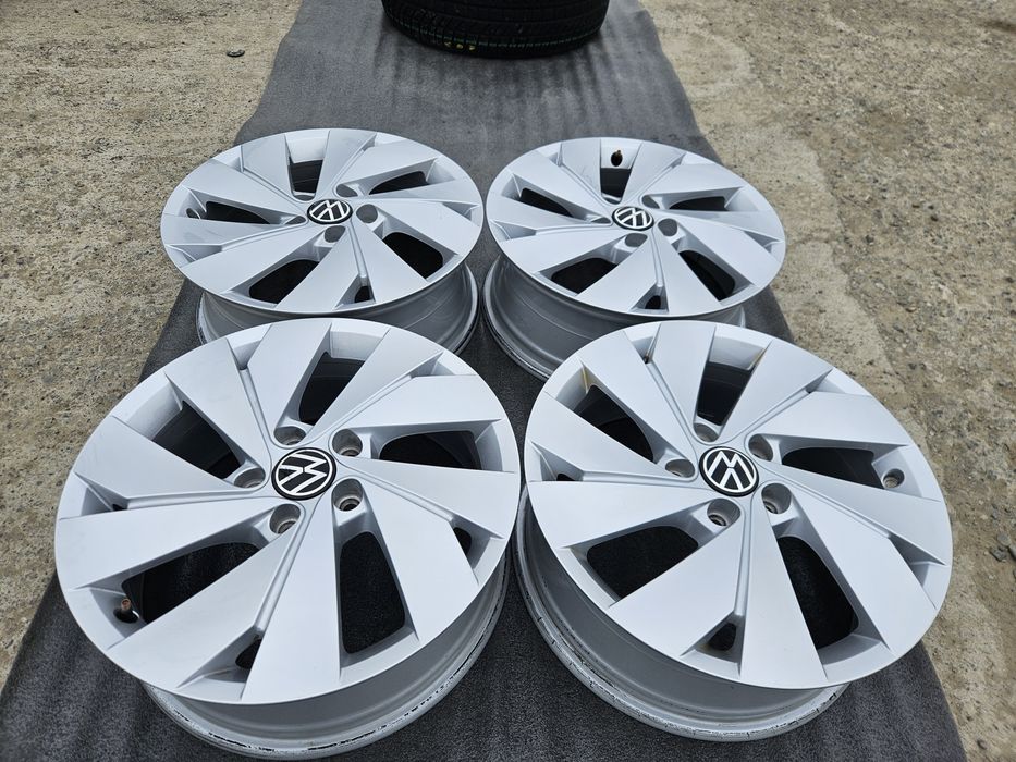Vând jante r17 Vw ,Golf 8 ,7