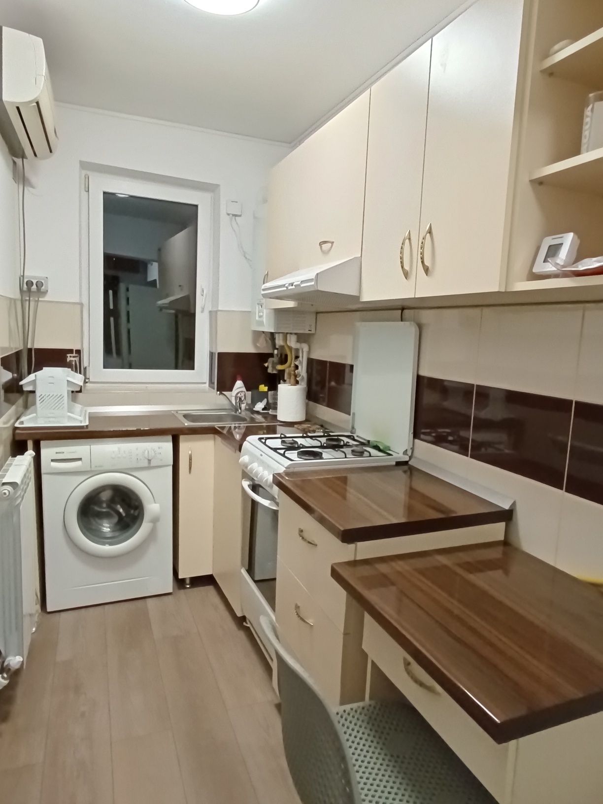 Vând/ Închiriez. Apartament 2 camere mobilat și utilat