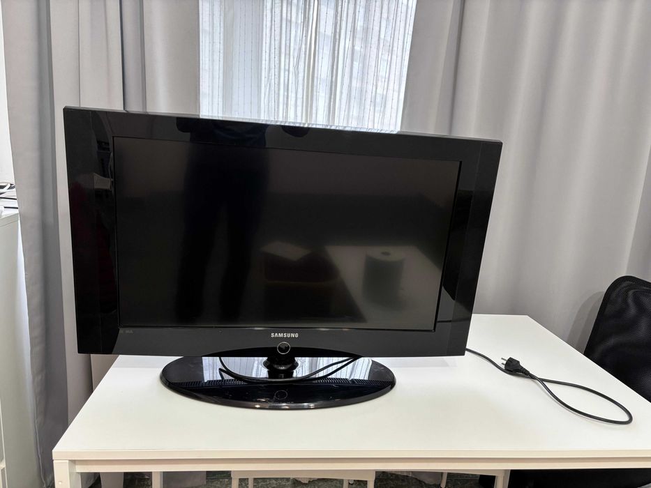 Televizor Samsung 80cm (non-smart)