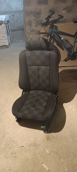 Сидение на мерседес