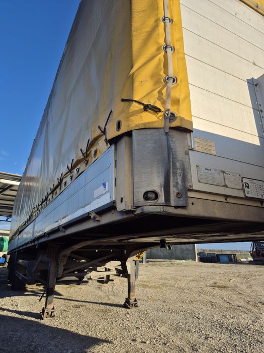 Semiremorca Schmitz cu obloane