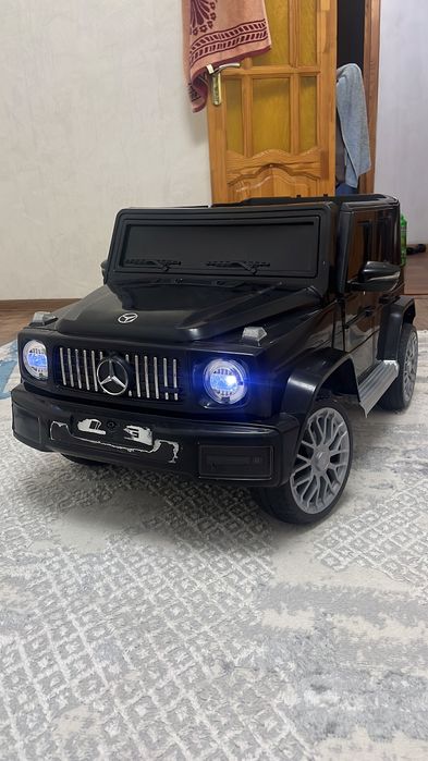 Электромобиль детский AMG Mercedes-bens