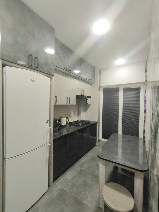 Продаётся  1 комнатная квартира  студия.