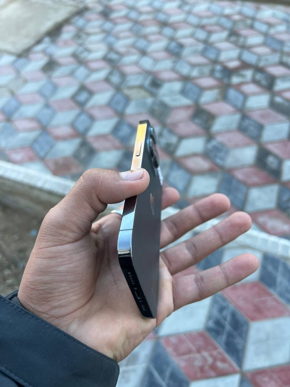 Iphone 13 pro yangi pashti