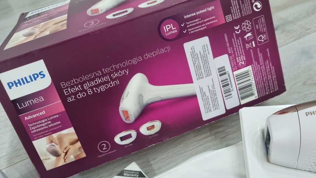 Nou!!!Epilator IPL Philips Lumea SC1998/00, 250.000 impulsuri, Senzor