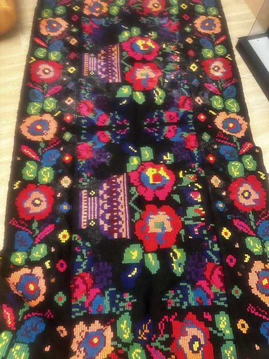 Covoare si macate tesute manual la razboi anii ‘40 - ‘50