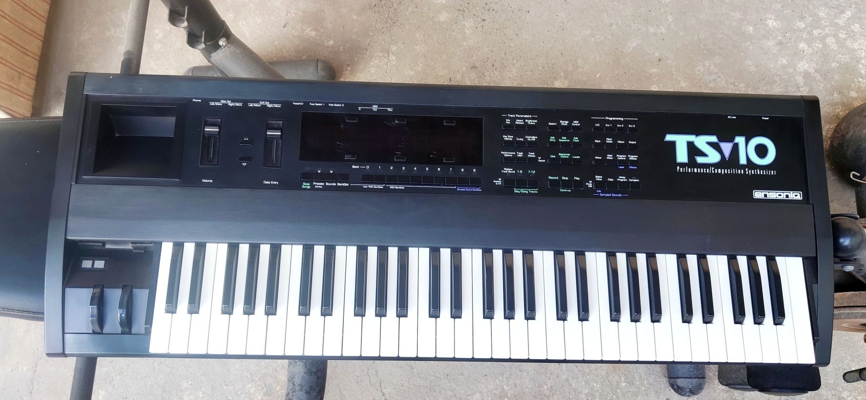 Ensoniq TS10 ,продаю синтезатор Энсоник