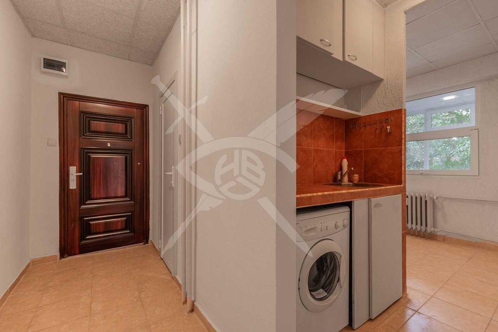 Продава се Двустаен апартамент в София, Свобода - 65 кв.м за 1677 €/кв.м - Снимка #8