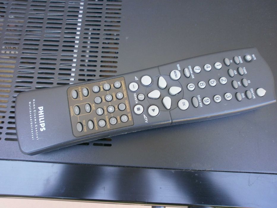 amplituner philips fr 740 suround receiver