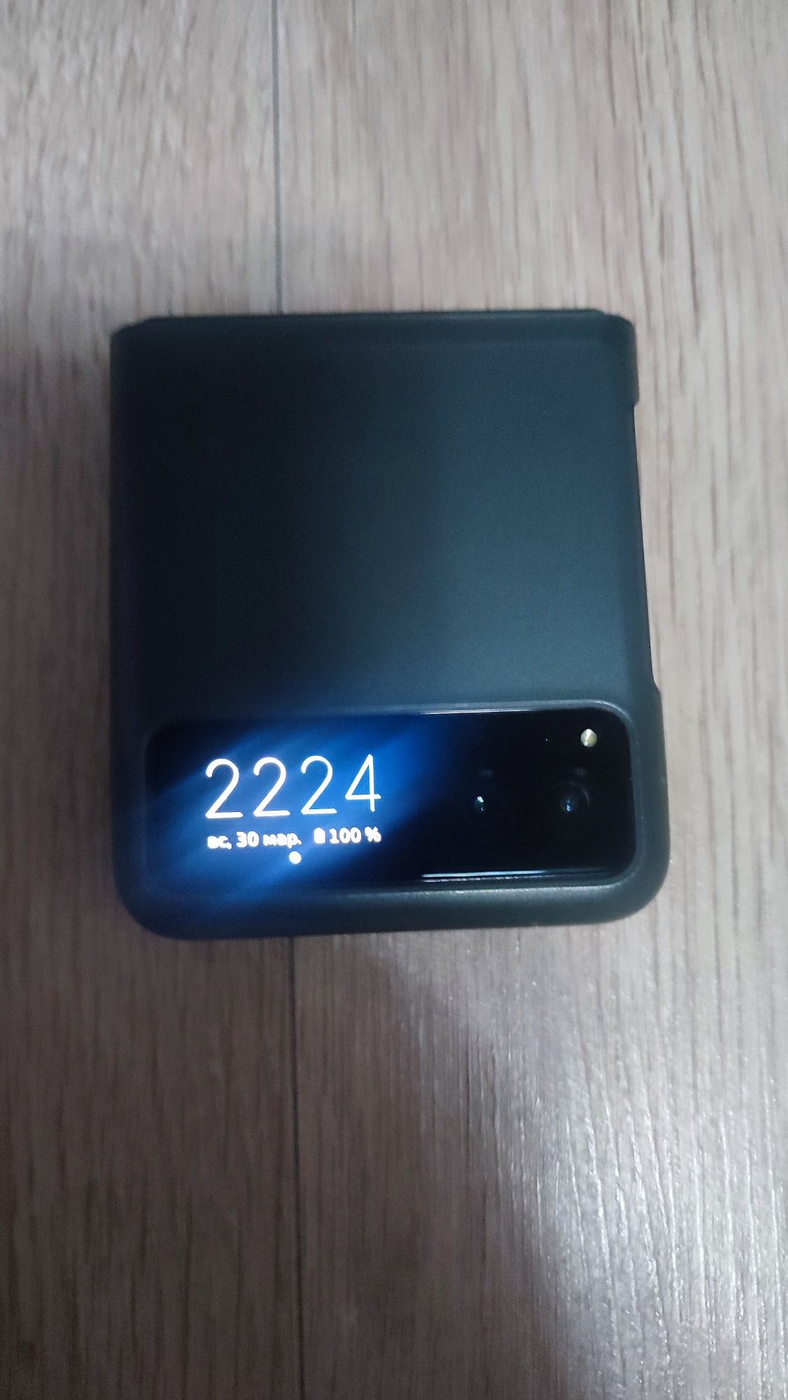 motorola razr 40 продам