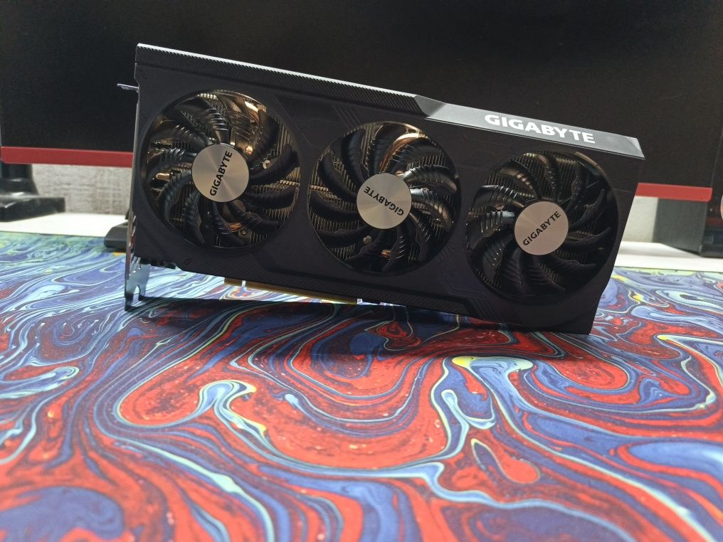Продам Rtx 4070 Super