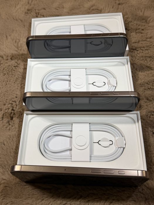 Iphone 16 Pro Max Gold 256 GB