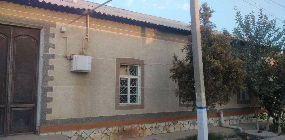 G'ijduvon shahar markazidan Hovli Sotiladi