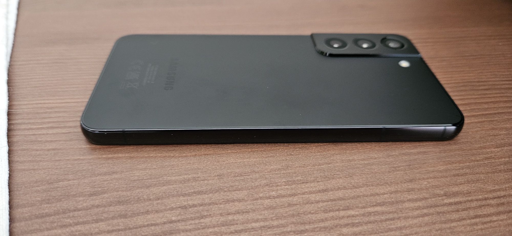 Galaxy S22 S901B/DS 256GB черен
