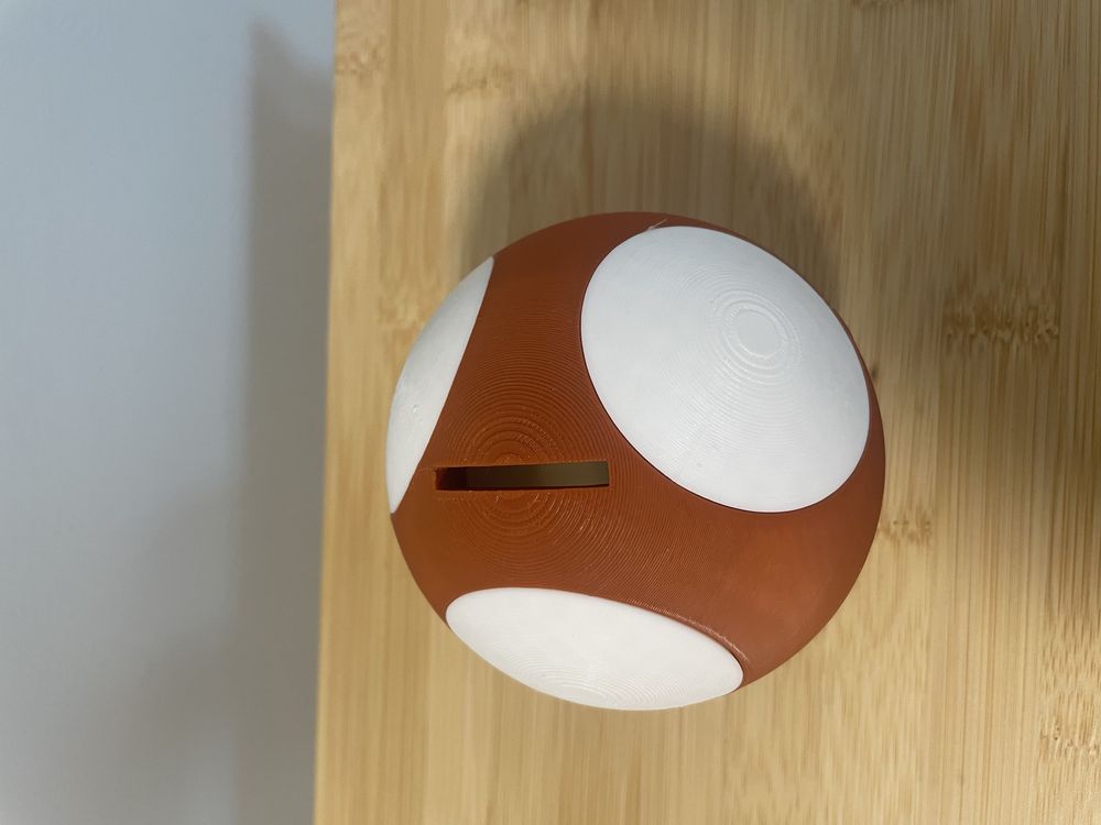 3Д принтирана касичка Super Mario mushroom
