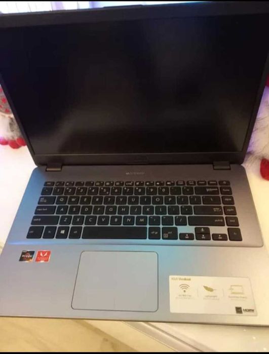 Vand laptop Asus