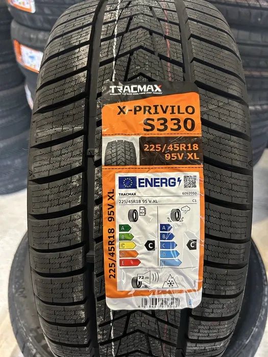 Зимни гуми спортпакет TRACMAX 225/45R18 95V XL 255/40R18 99V XL дот 24