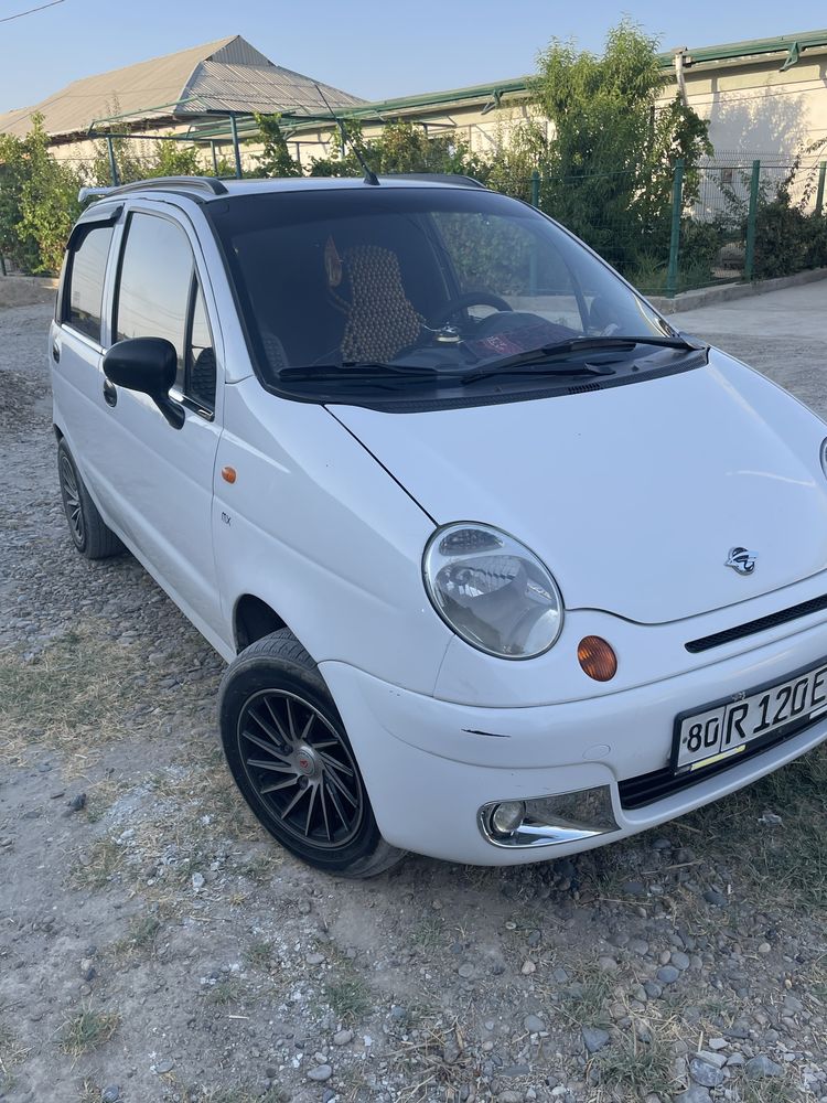 Matiz srochno sotiladi