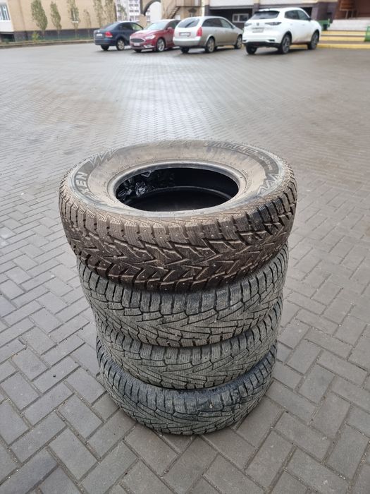 Продам шины зимние бу