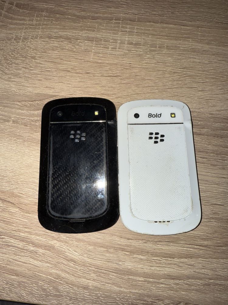 BlackBerry Bold 9900