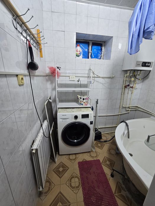 Зудлик билан сотилади 3 хона 77 серия дом 5 этаж Темуршох ресторан орк