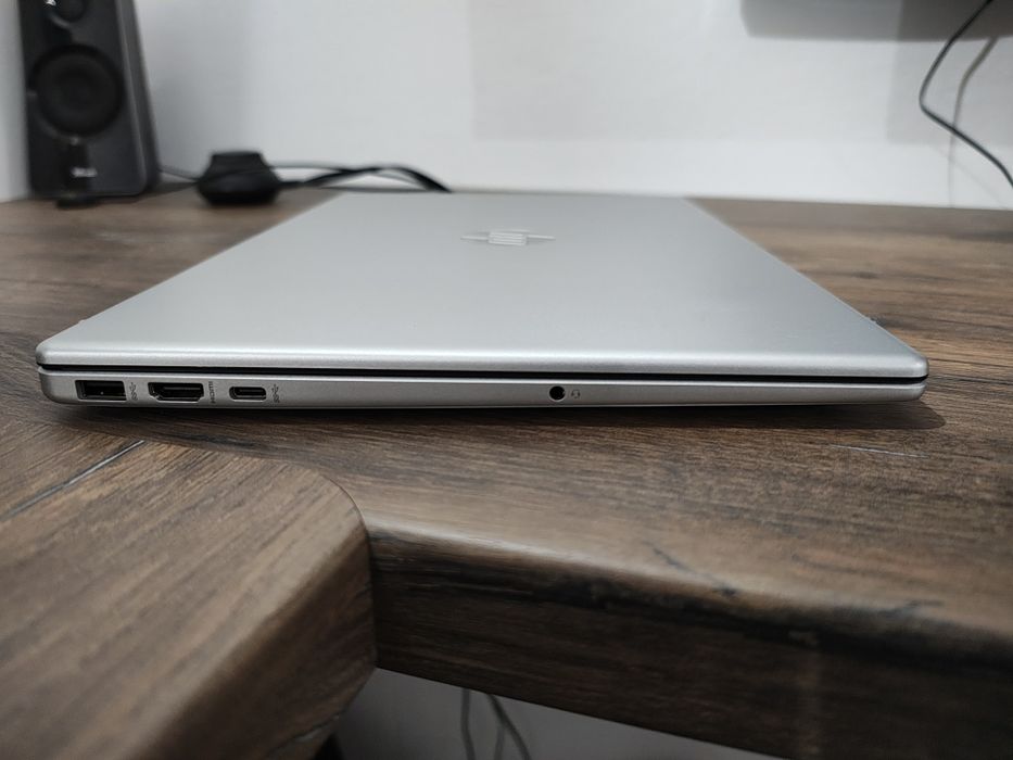 Vând Laptop HP 15-fc0018nq