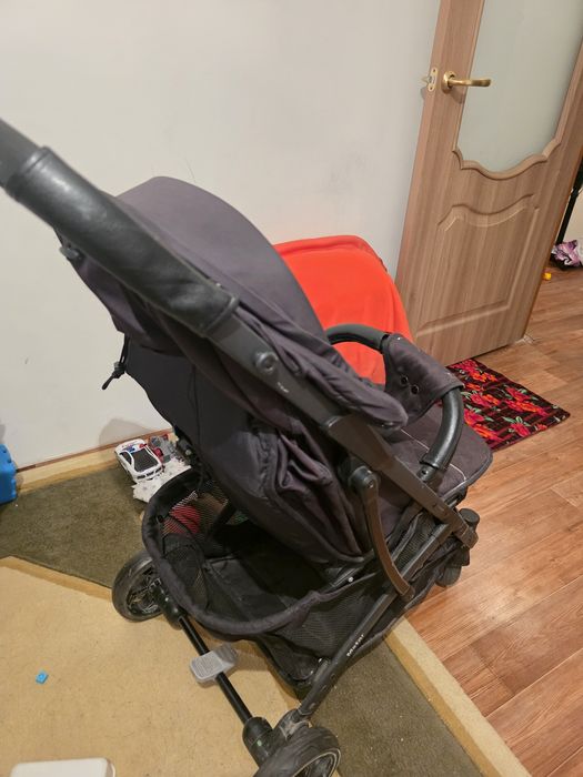 Сатылады, балага арналган коляска , б/у , ухоженная,  таза, сынбаган .