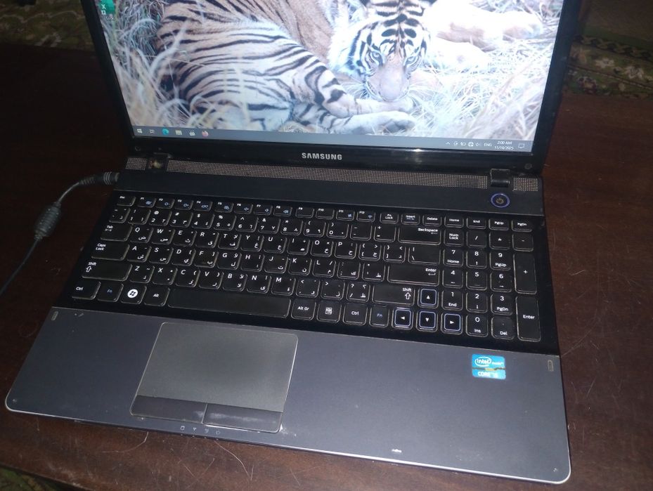 Samsung, Intel i5, baterie ok,bun tester auto,500 GB , Windows 10