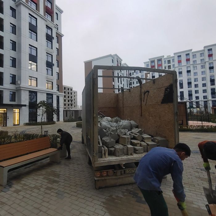 Ақтау . Вывоз мусора с грузчиком услуга договорная. Все сделаем чётко